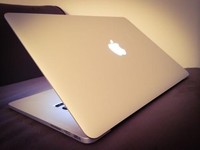 苹果：MacBook Pro加上面容识别功能